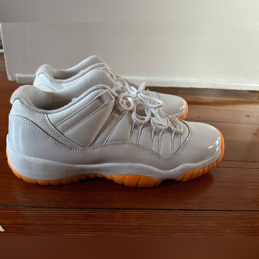 Jordan 11 Citrus Orange